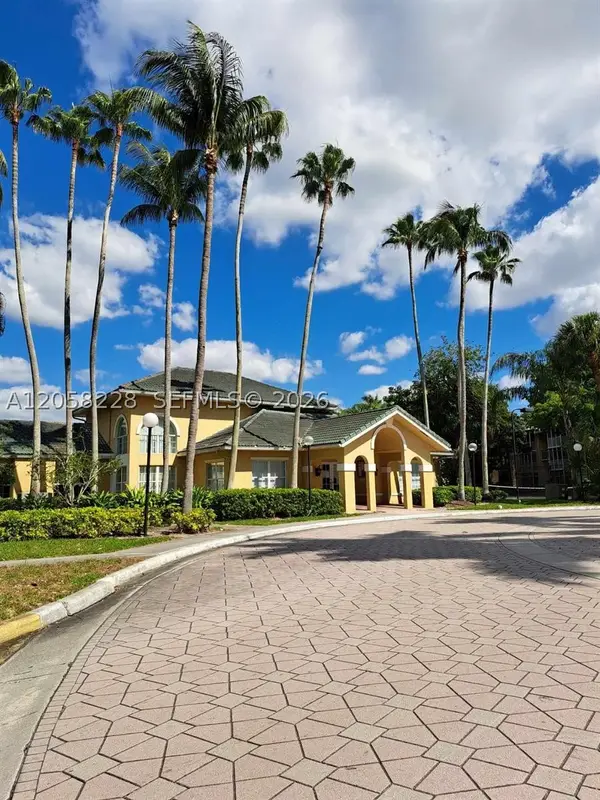 4015 W Mcnab Rd #D309, Pompano Beach, FL 33069