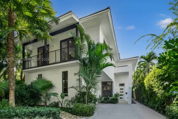 3630 Avocado Ave, Miami, FL 33133