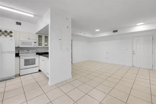 1 Glen Royal Pkwy #809, Miami, FL 33125