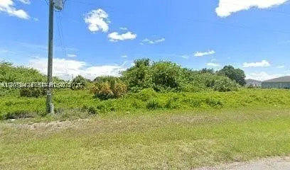 3060 Adcock Dr, Labelle, FL 33935 - #1
