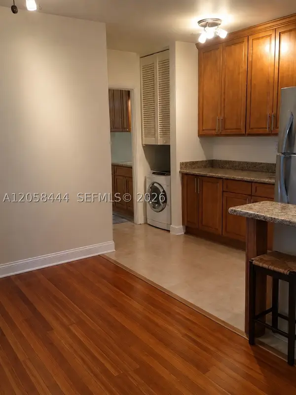 323 Fillmore St #10, Hollywood, FL 33019