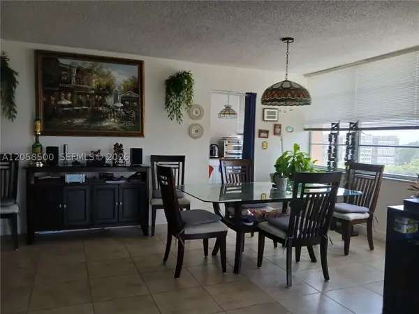 1100 Saint Charles Pl #712, Pembroke Pines, FL 33026