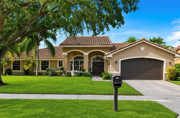 19450 NW 7th St, Pembroke Pines, FL 33029