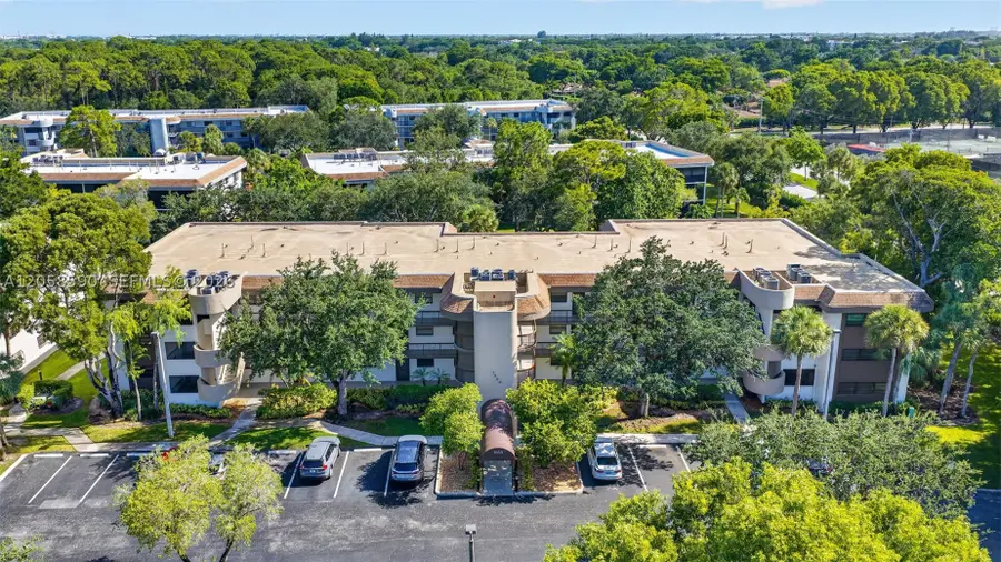 7653 NW 79th Ave #312, Tamarac, FL 33321 - #2