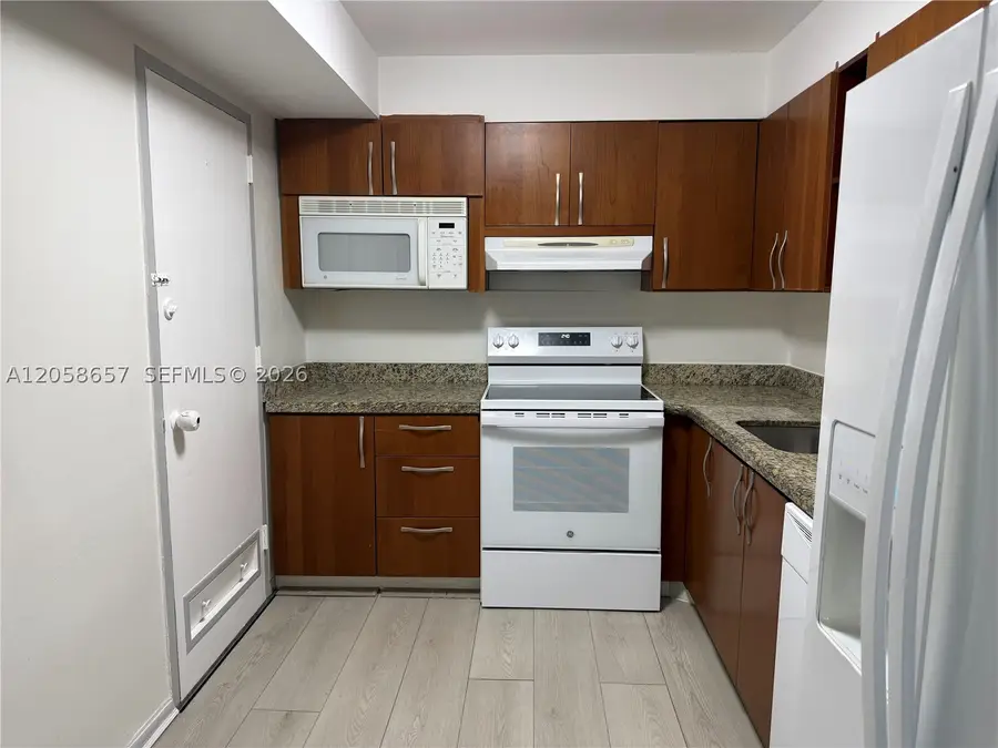 400 Kings Point Dr #311, Sunny Isles Beach, FL 33160 - #3