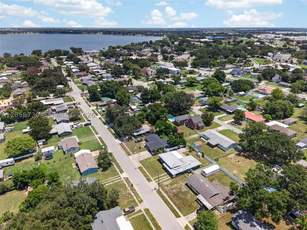 215 Palm Avenue, Auburndale, FL 33823 - #1
