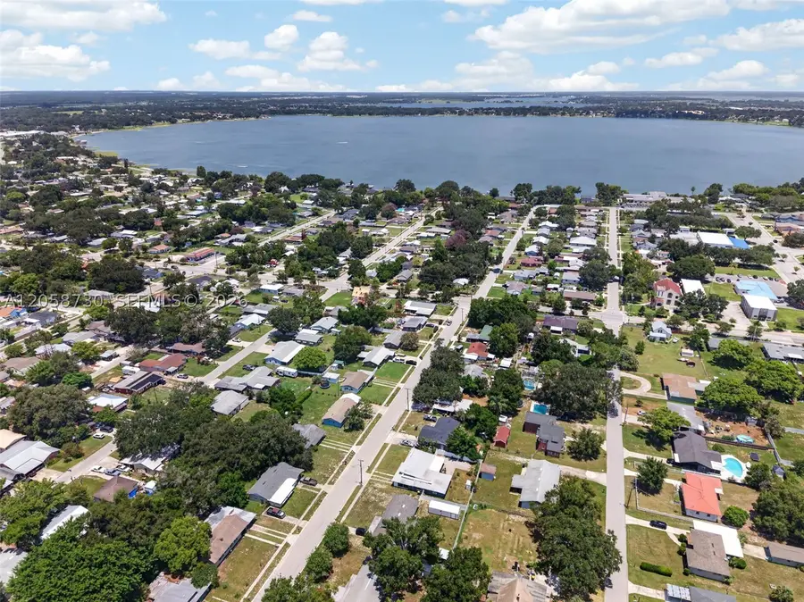 215 Palm Avenue, Auburndale, FL 33823 - #2