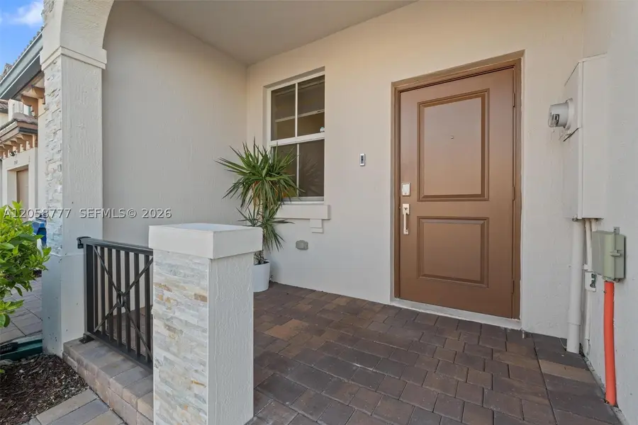Address Withheld By Seller, Miami, FL 33167 - #2