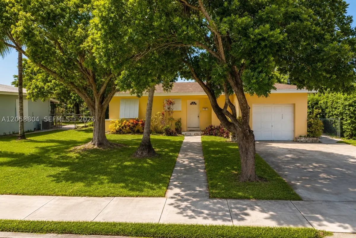 948 NW 9th Ct, Homestead, FL 33030 - #1