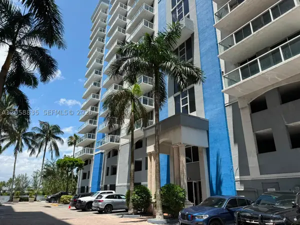 5085 NW 7th St #406, Miami, FL 33126
