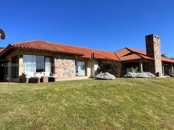 1718 De Los Caracoles, , FL A4408FXA