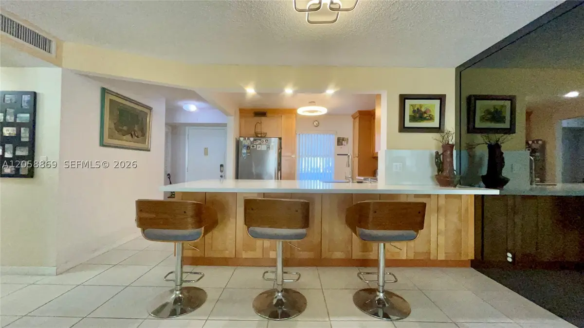 190 SE 5th Ave #104, Dania Beach, FL 33004 - #1