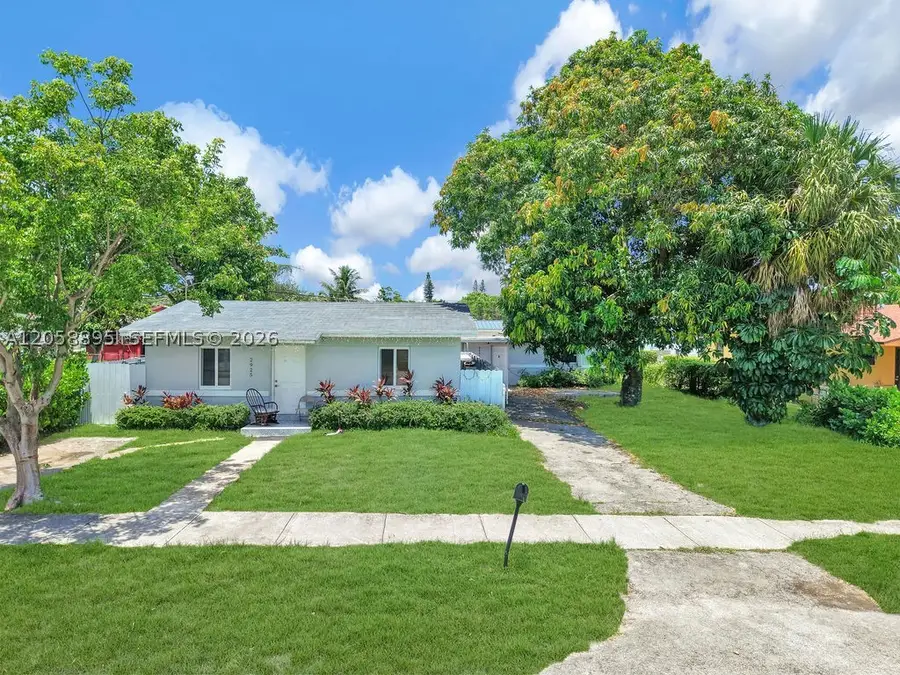 2925 NW 63rd St, Miami, FL 33147 - #2