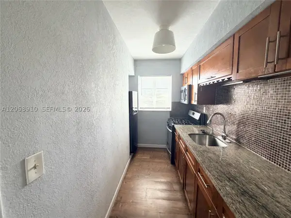 Address Withheld By Seller, Miami Beach, FL 33141