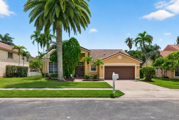 19352 NW 11th St, Pembroke Pines, FL 33029
