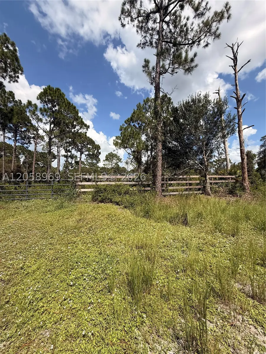 365 N Zambria St, Clewiston, FL 33440 - #2