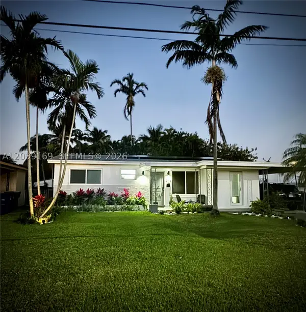 Address Withheld By Seller, Hallandale Beach, FL 33009