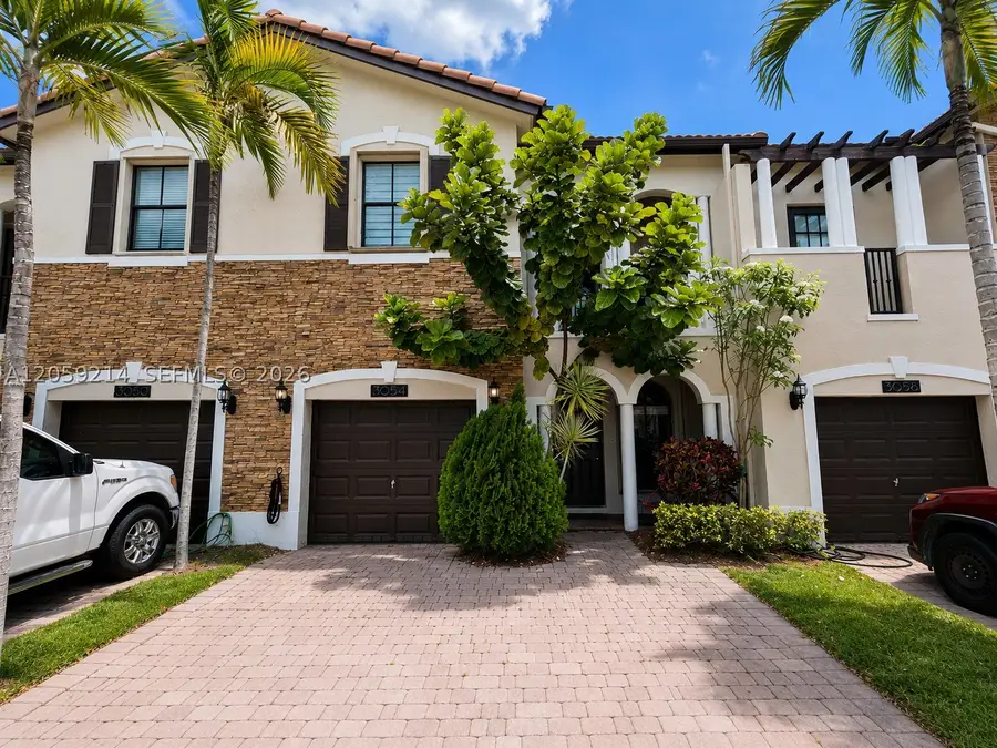 3054 NW 103rd Path, Doral, FL 33172 - #2