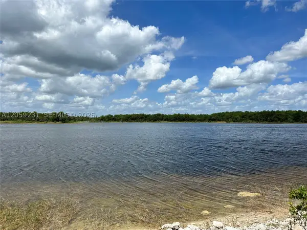 515 Shady Hollow Blvd W, Naples, FL 34120