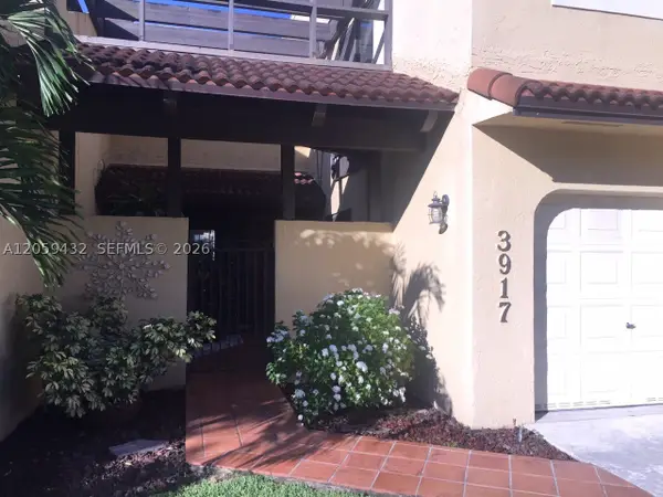 3917 Adra Ave #E-46A, Doral, FL 33178