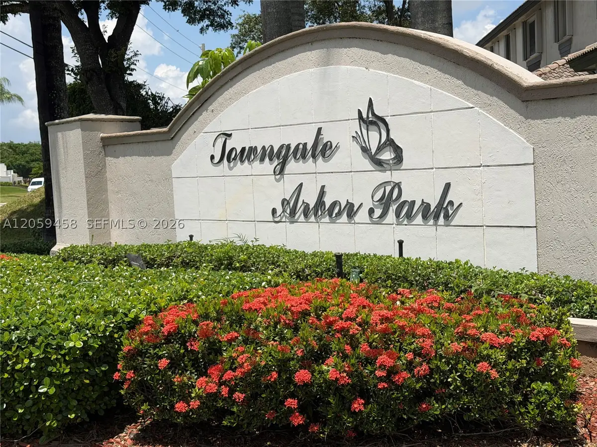 2362 SE 19th Ct, Homestead, FL 33035 - #1