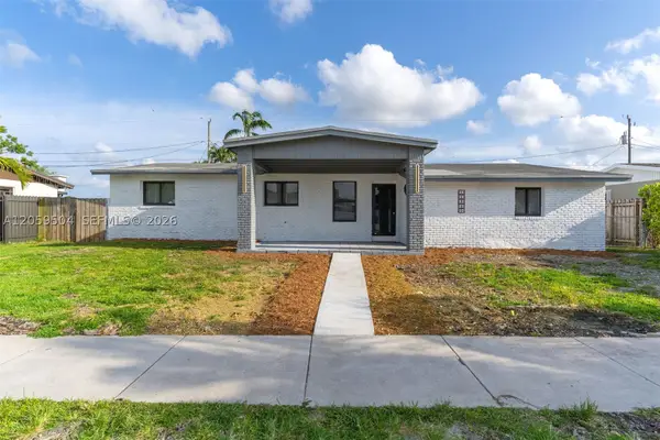 11850 SW 206th Ter, Miami, FL 33177