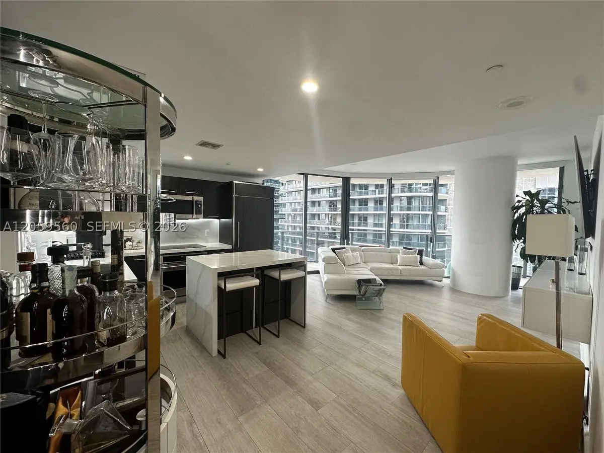 45 SW 9th St #2501, Miami, FL 33130 - #1