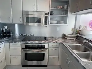 540 West Ave #713, Miami Beach, FL 33139 - #2