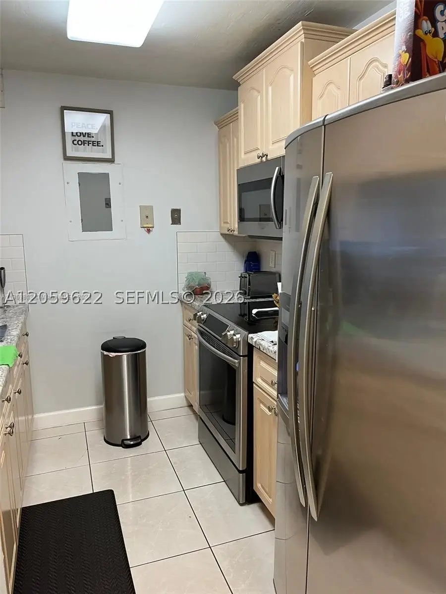 10135 NW 9th St Cir #5-208, Miami, FL 33172 - #2