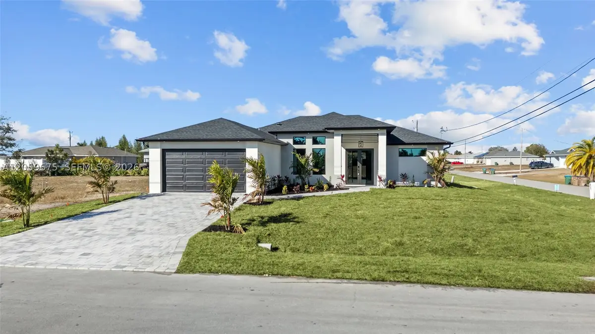 1430 6th Pl, Cape Coral, FL 33909 - #1