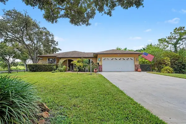 13602 SW 24th St, Davie, FL 33325