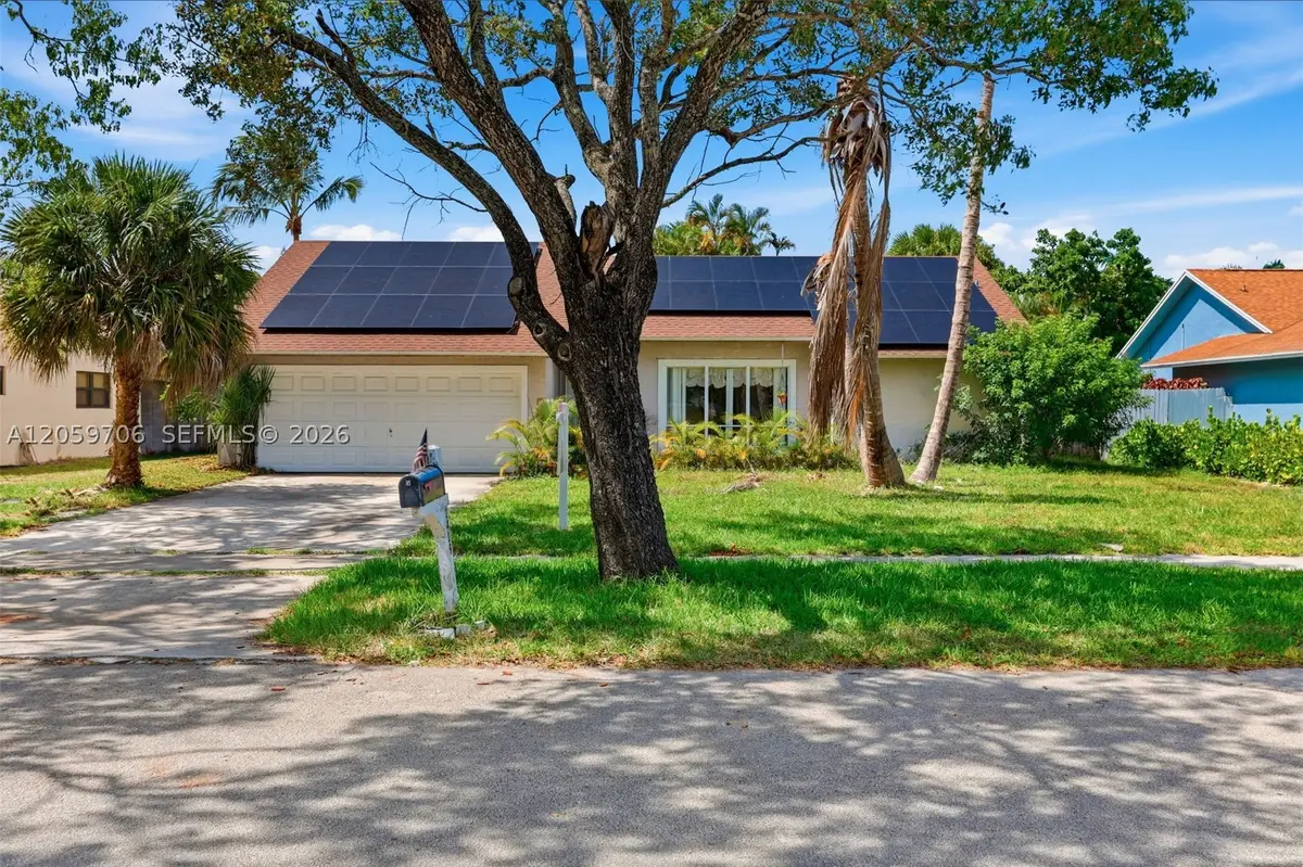 1419 Hummingbird Dr, Delray Beach, FL 33444 - #1