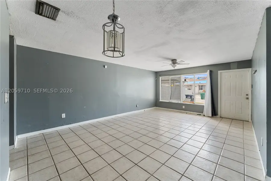 18602 NW 46th Ave, Miami Gardens, FL 33055 - #3