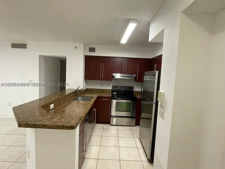 761 N Pine Island Rd #104, Plantation, FL 33324 - #2