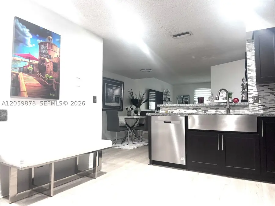 1543 Barcelona Way #5-30, Weston, FL 33327 - #2