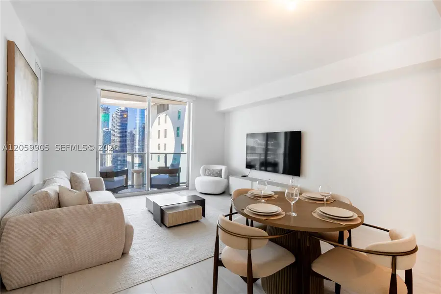 77 SE 5th St #3914, Miami, FL 33131 - #2