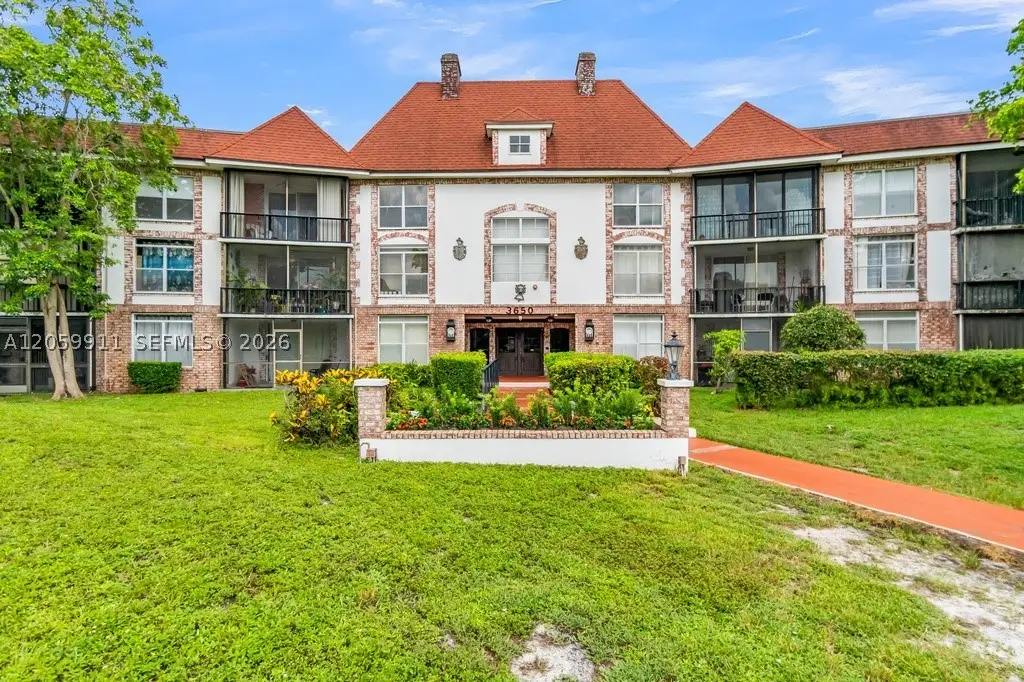 3650 Inverrary Dr #3A, Lauderhill, FL 33319 - #1