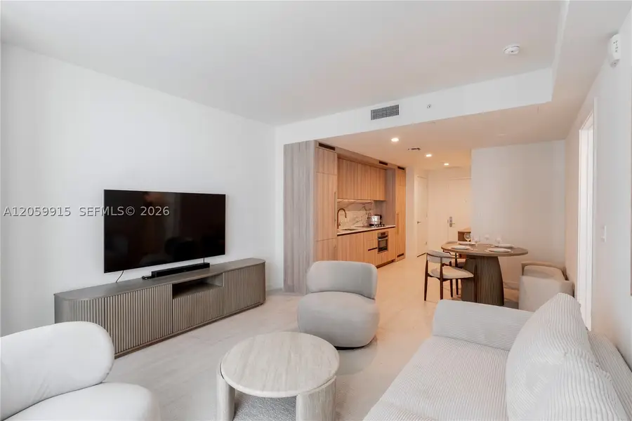 77 SE 5th St #1910, Miami, FL 33131 - #3