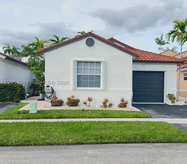 17225 NW 7th St, Pembroke Pines, FL 33029