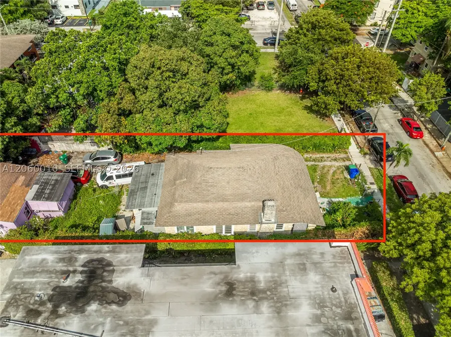 1121 NW 5th St, Miami, FL 33128 - #2