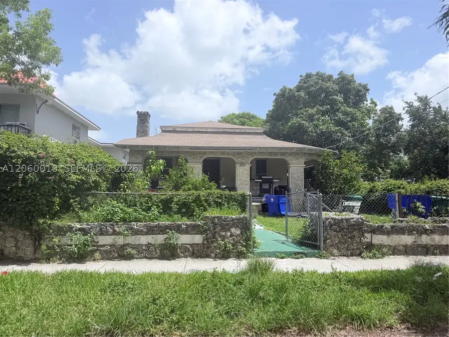 1121 NW 5th St, Miami, FL 33128 - #3