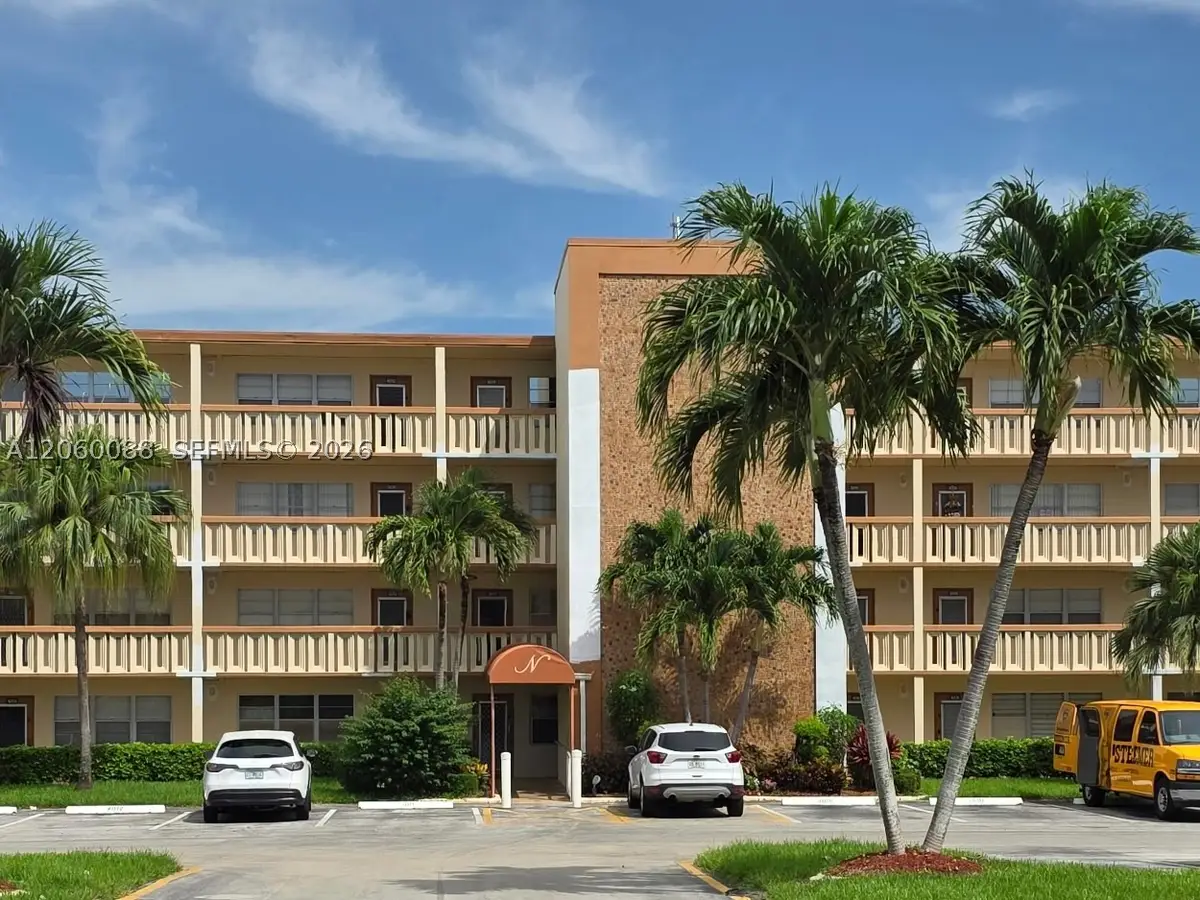 1010 Newcastle A #1010, Boca Raton, FL 33434 - #1