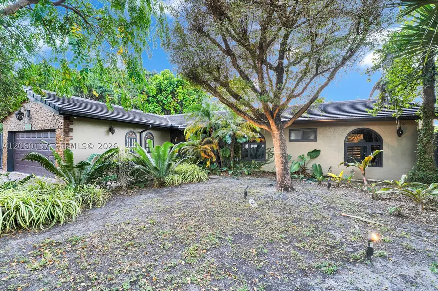 15830 SW 139th Ave, Miami, FL 33177 - #3