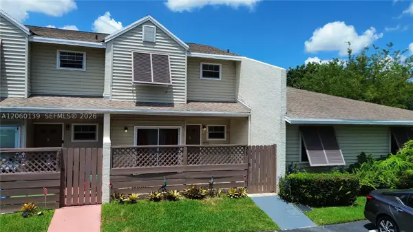 309 W Hemingway Cir, Margate, FL 33063