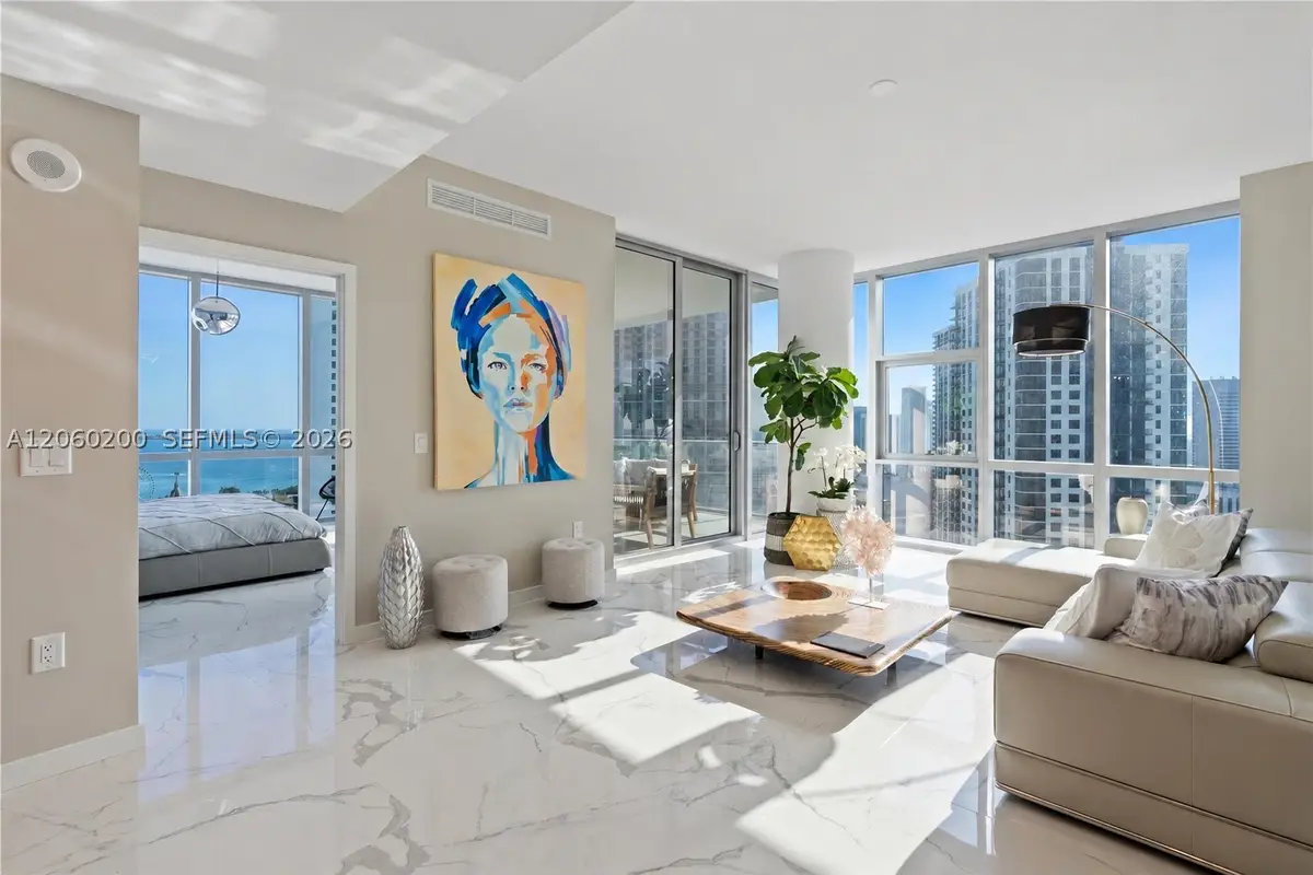 851 NE 1st Ave #2911, Miami, FL 33132 - #1