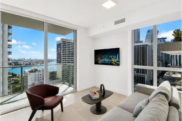 227 NE 2nd St #2000, Miami, FL 33132