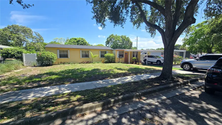 1680 NW 133rd St, North Miami, FL 33167 - #3
