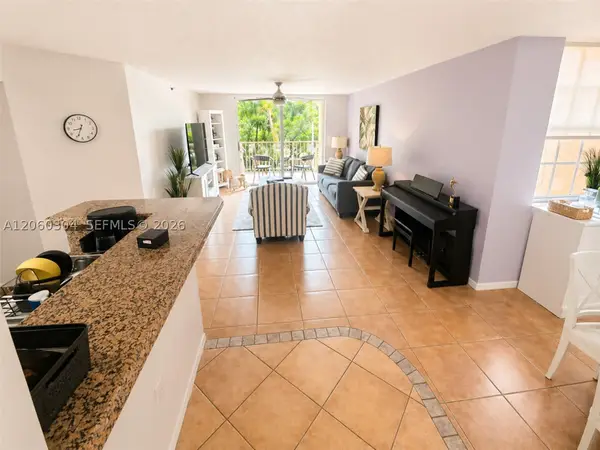 19801 E Country Club Dr #4307, Aventura, FL 33180