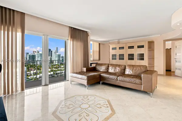 500 Bayview Dr #2121, Sunny Isles Beach, FL 33160