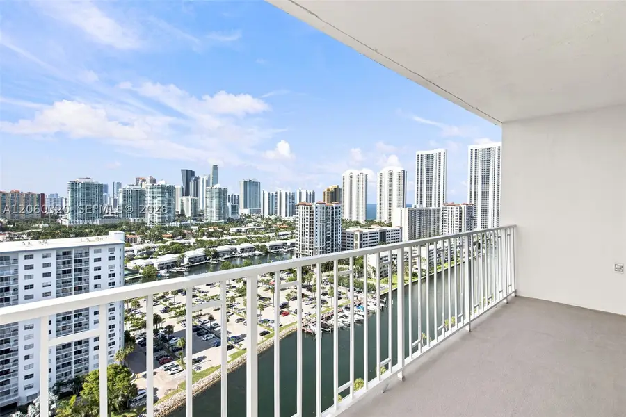 500 Bayview Dr #2121, Sunny Isles Beach, FL 33160 - #3